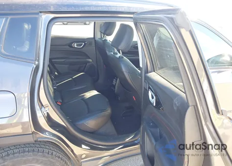 2022 Jeep Compass Trailhawk 4X4 из США, поврежденный, VIN 3C4NJDDB6NT163588